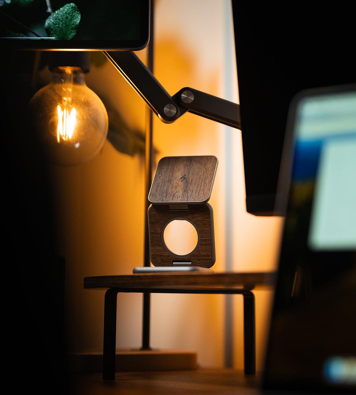 Foldable Wood-Grain 3-in-1 Charger