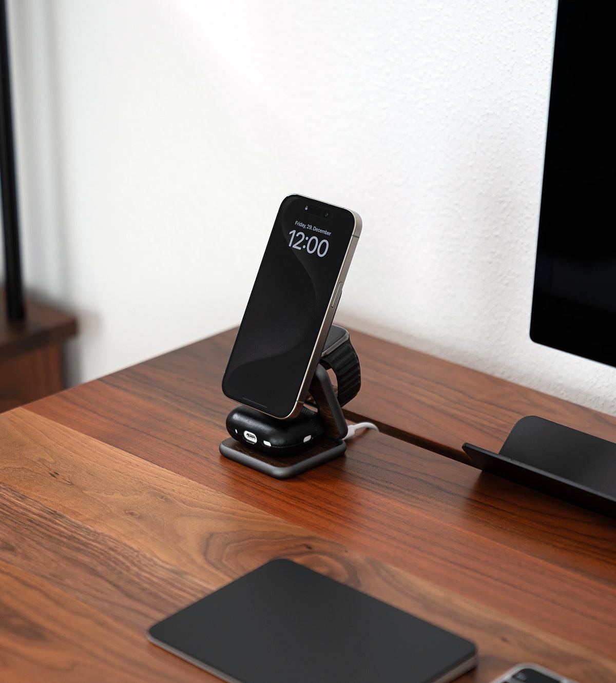 Foldable Wood-Grain 3-in-1 Charger